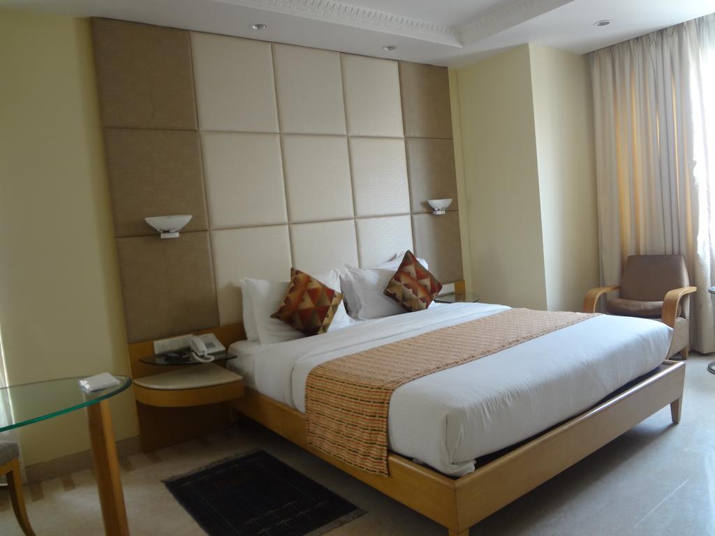 Ascot Hotel Bombaj Zewnętrze zdjęcie